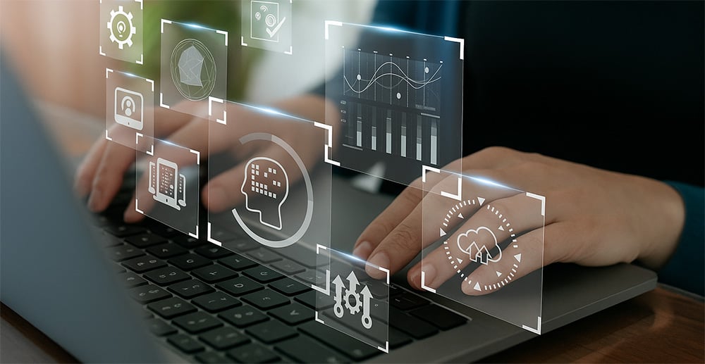 Homem que trabalha em uma empresa com inteligência de dados